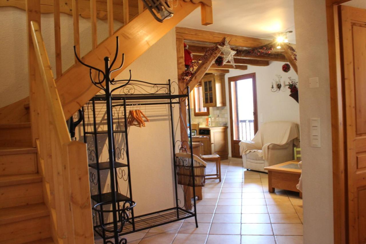 La Ferme De Sous-Lachat Samoens Exterior photo