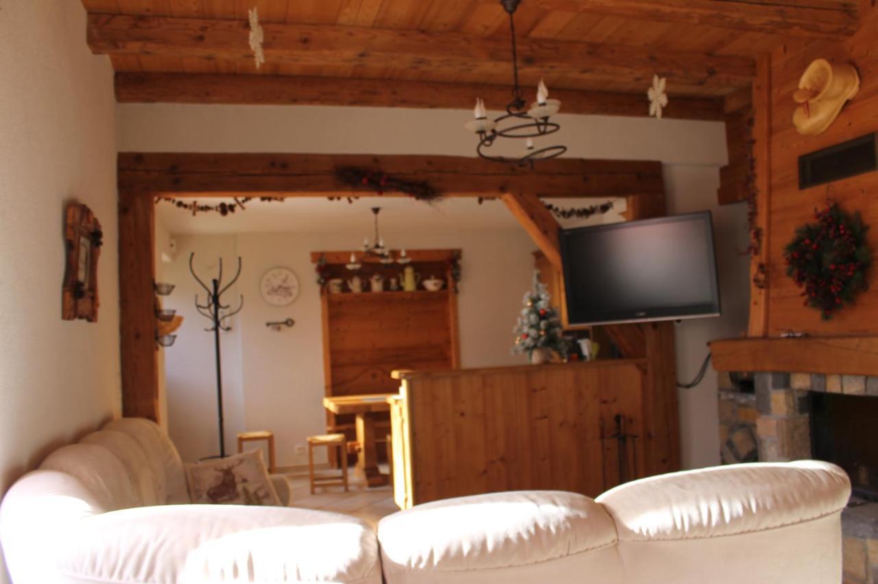 La Ferme De Sous-Lachat Samoens Exterior photo