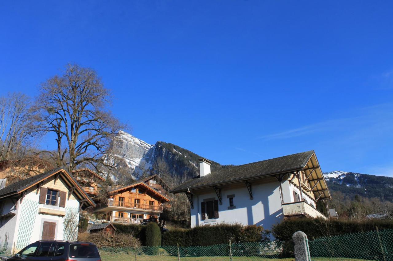 La Ferme De Sous-Lachat Samoens Exterior photo
